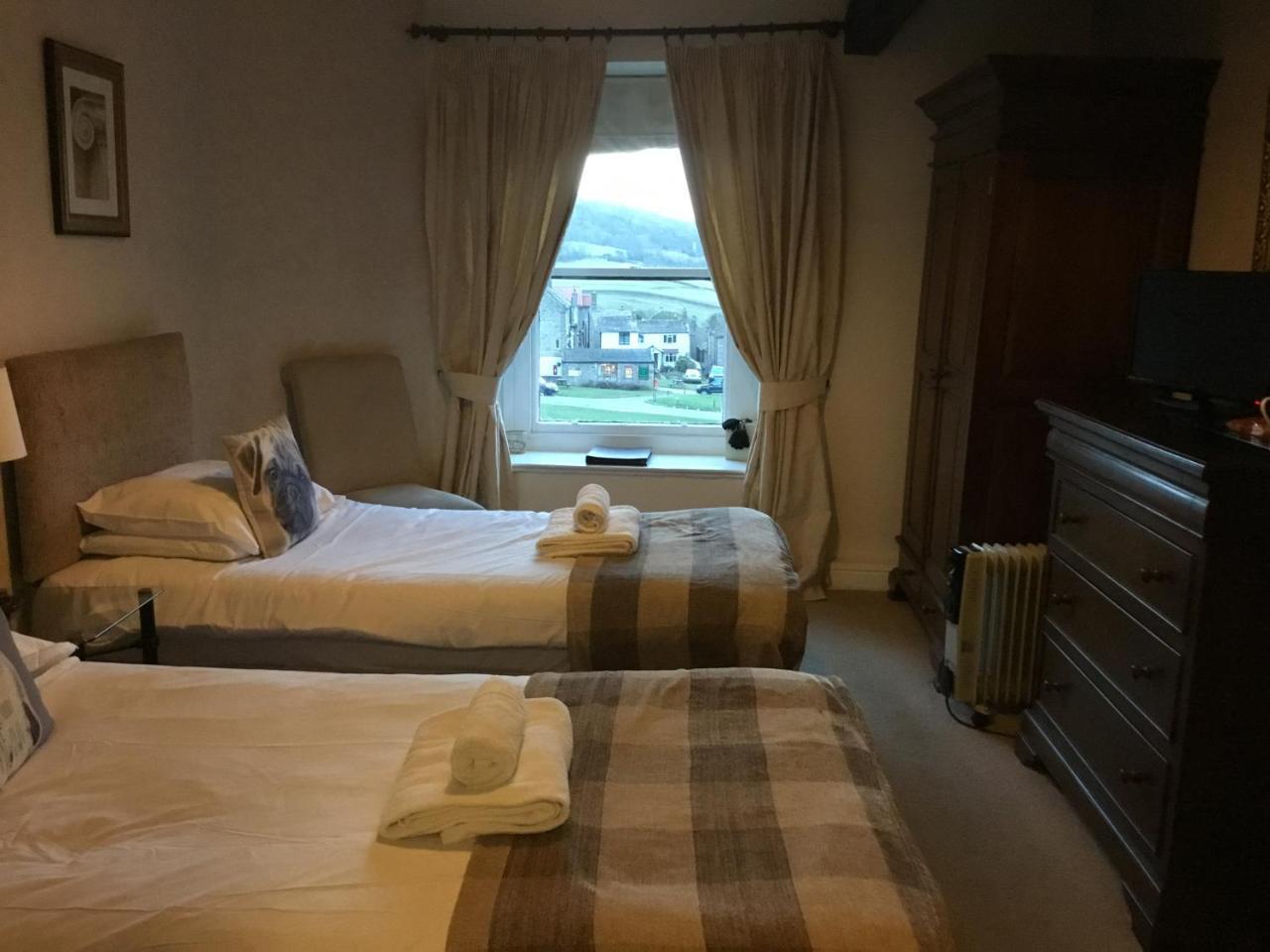 The Kings Arms Hotel Reeth Exterior foto